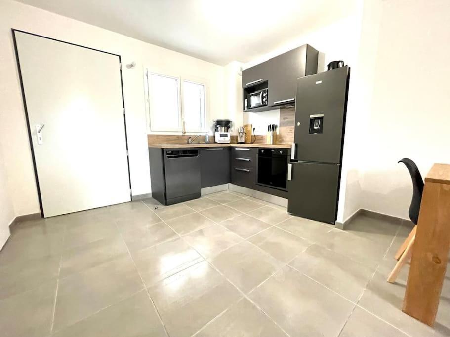 Villa 8 Personnes Bord De Mer Climatisee Сен Мари де ла Мер Екстериор снимка